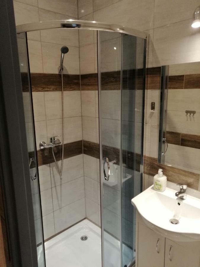 Pokoje Goscinne Polo Częstochowa Exterior foto